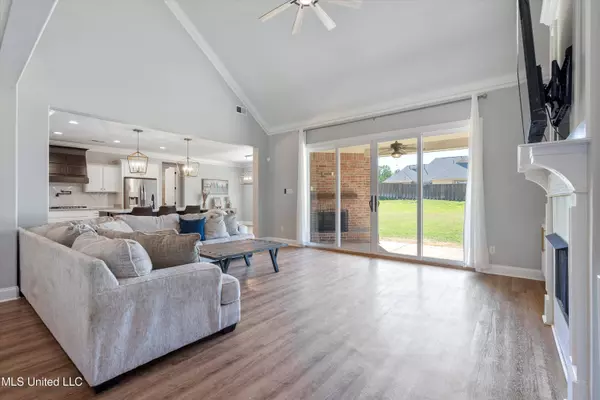 5525 E Pointe Drive, Southaven, MS 38672