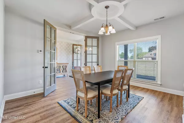 5525 E Pointe Drive, Southaven, MS 38672