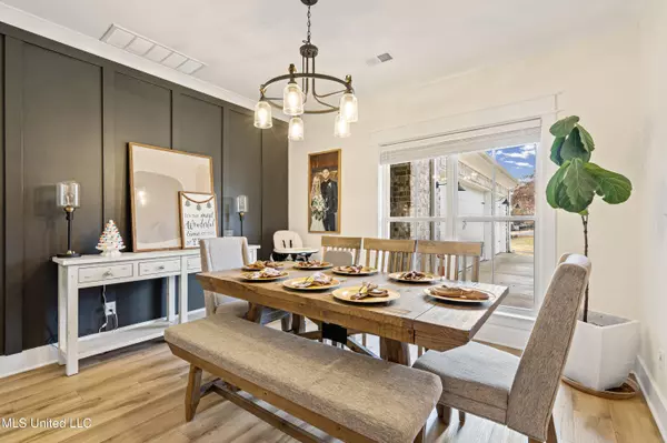 1394 Stone Gate Drive, Hernando, MS 38632