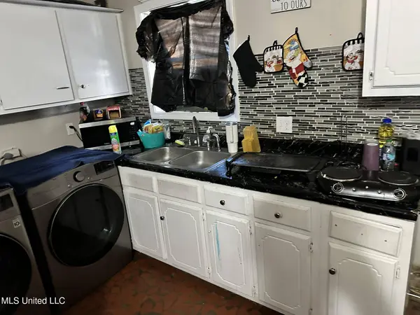 8694 Bunker Hill Drive, Southaven, MS 38671