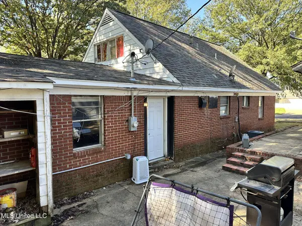 8694 Bunker Hill Drive, Southaven, MS 38671