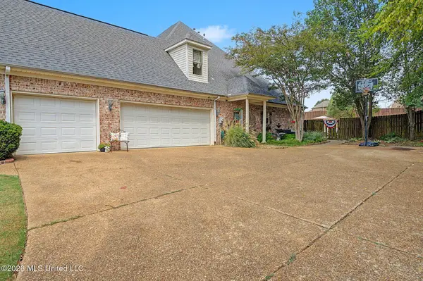 1424 Stone Gate Drive, Hernando, MS 38632
