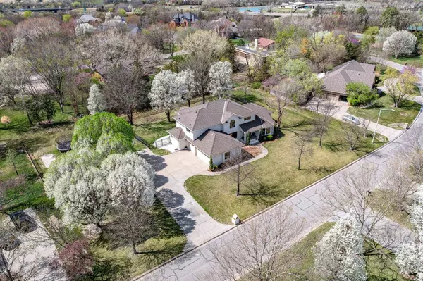 5 N Sandalwood St, Wichita, KS 67230