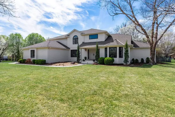 5 N Sandalwood St, Wichita, KS 67230