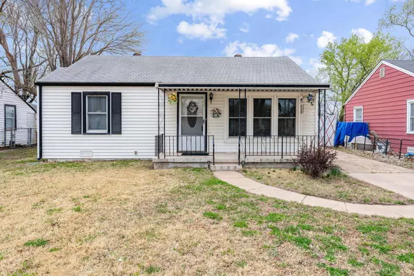 2027 S Greenwood Ave, Wichita, KS 67211