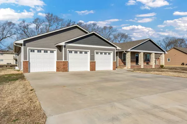 1101 N Washington St, Belle Plaine, KS 67013