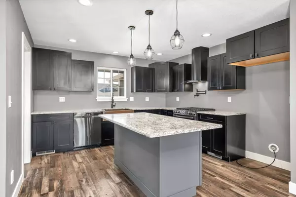 1101 N Washington St, Belle Plaine, KS 67013