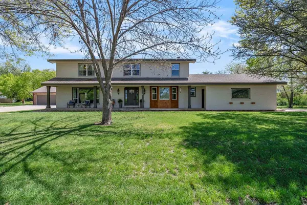 626 S Hidden Valley Dr, Wichita, KS 67209