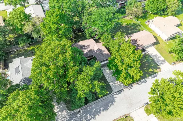 4905 E 24th St N, Wichita, KS 67220