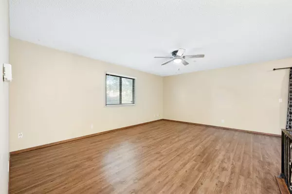 4905 E 24th St N, Wichita, KS 67220