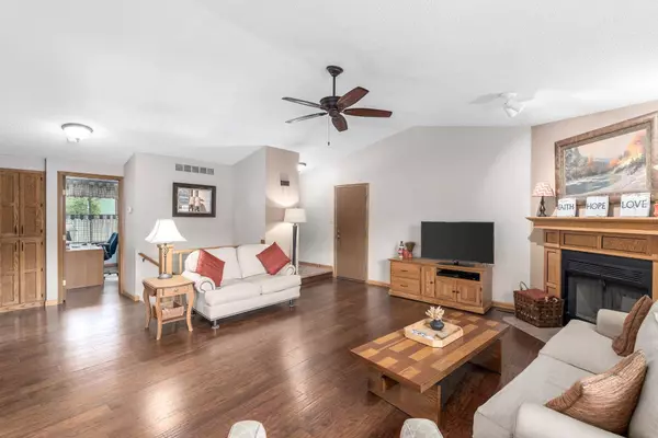 11315 W Cindy St, Wichita, KS 67212