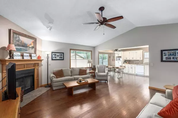 11315 W Cindy St, Wichita, KS 67212