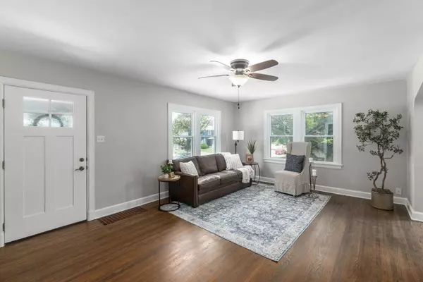 416 N Clifton Ave, Wichita, KS 67208