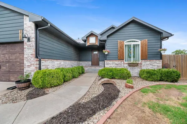 2712 E Kite St, Wichita, KS 67219
