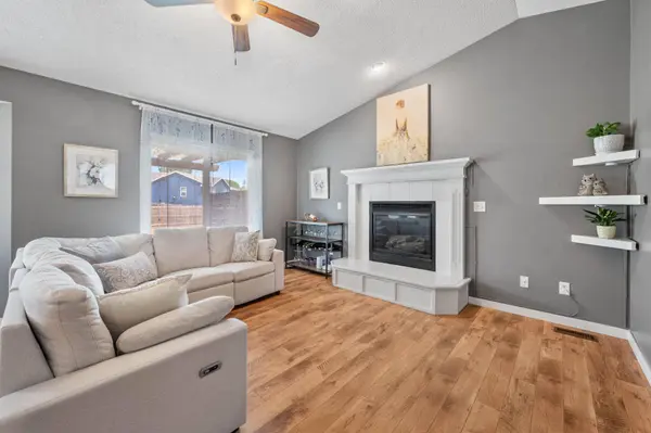 2712 E Kite St, Wichita, KS 67219