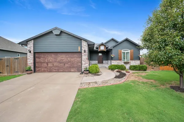 2712 E Kite St, Wichita, KS 67219