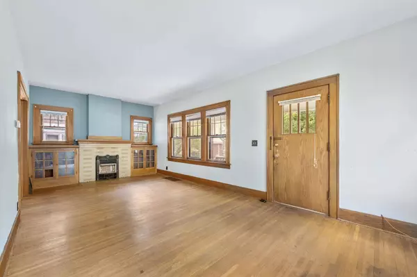 253 S Lorraine Ave, Wichita, KS 67211