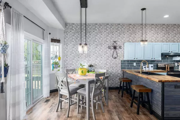 109 S Strode Ave, Rose Hill, KS 67133