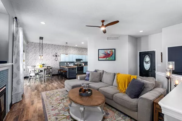 109 S Strode Ave, Rose Hill, KS 67133