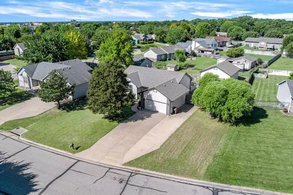 109 S Strode Ave, Rose Hill, KS 67133