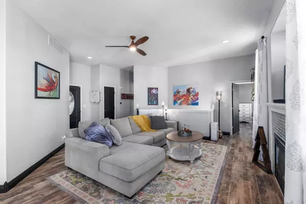 109 S Strode Ave, Rose Hill, KS 67133