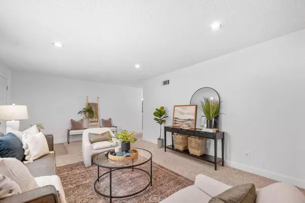 1722 W 29th St N, Wichita, KS 67204