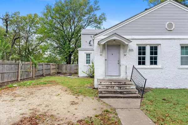 1535-1537 N Holyoke Ave, Wichita, KS 67208