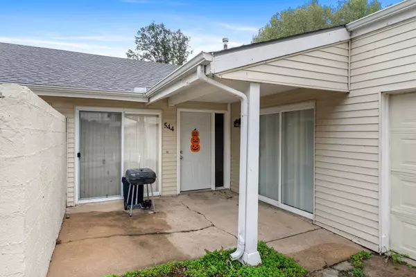 542-544 S Paula Ave, Wichita, KS 67209