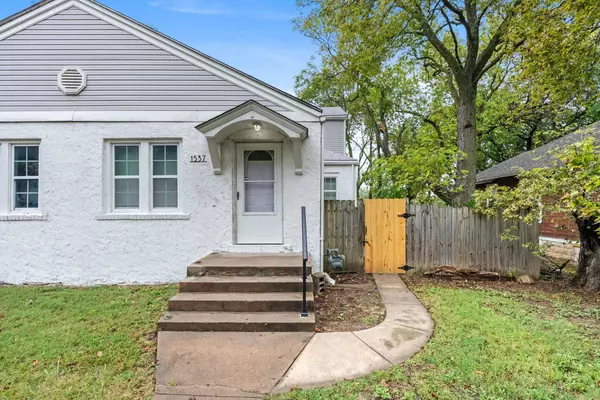 1535-1537 N Holyoke Ave, Wichita, KS 67208