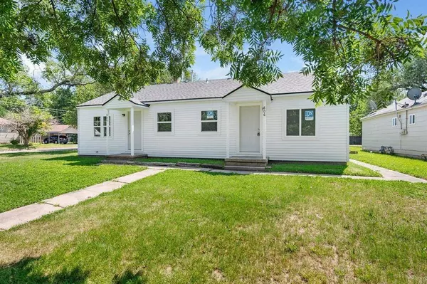 804-806 S Terrace Dr, Wichita, KS 67218