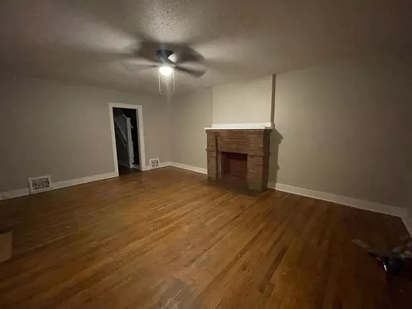 1535-1537 N Holyoke Ave, Wichita, KS 67208