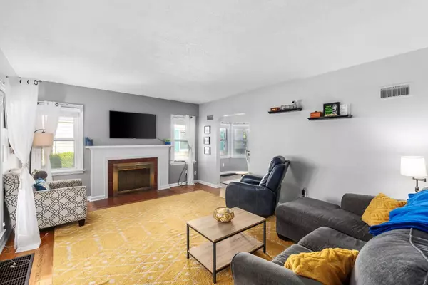 222 N Bleckley Dr, Wichita, KS 67208