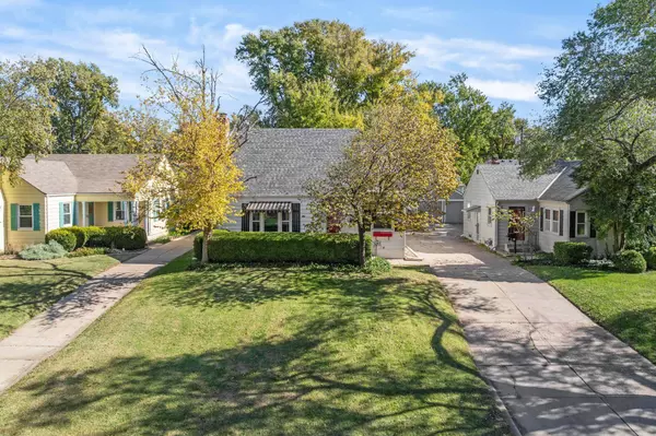 222 N Bleckley Dr, Wichita, KS 67208