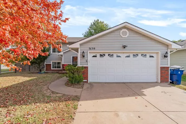 2130 N Pine Grove St, Wichita, KS 67212