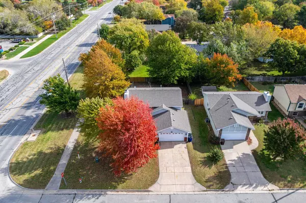 2130 N Pine Grove St, Wichita, KS 67212