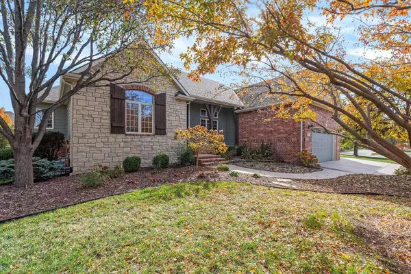 1612 S Logan Pass, Andover, KS 67002