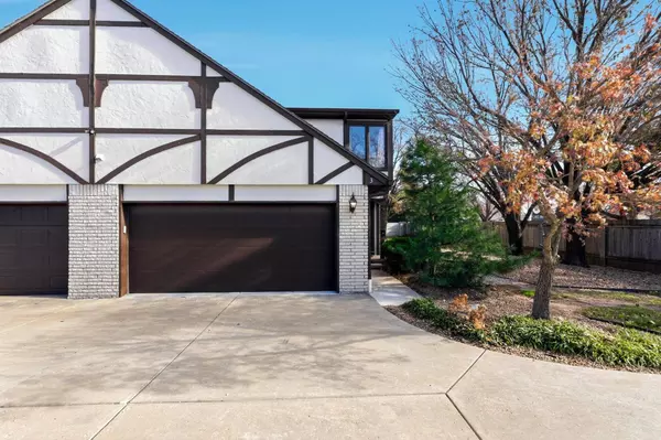 641 N Woodlawn St Apt 3, Wichita, KS 67208