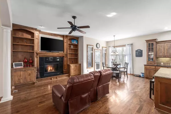 1748 S Cascade Pt, Andover, KS 67002