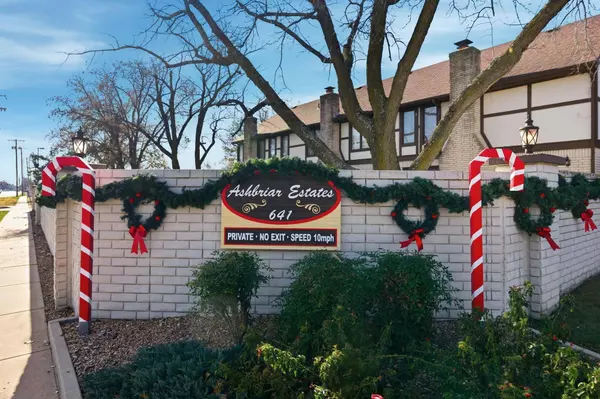 641 N Woodlawn St Apt 3, Wichita, KS 67208