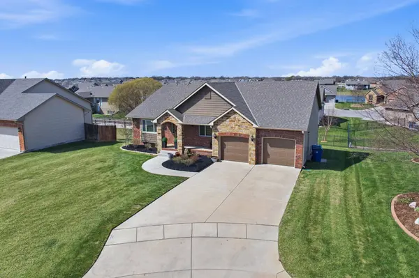 12612 E Cherry Creek St, Wichita, KS 67207