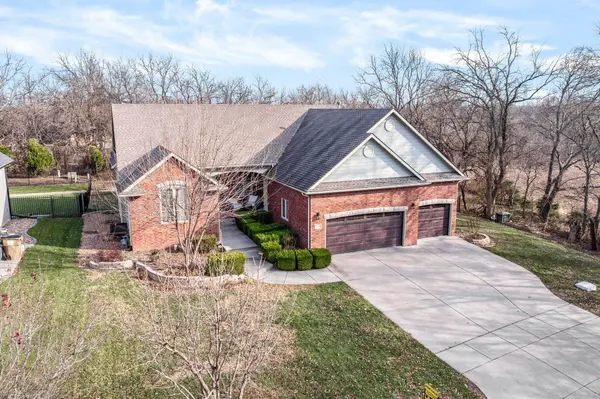 1748 S Cascade Pt, Andover, KS 67002