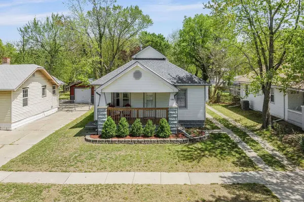 236 N Sedgwick St, Wichita, KS 67203