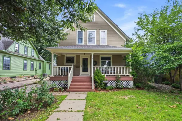 118 Harrison, Newton, KS 67114