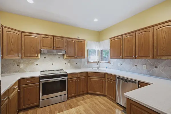 121 S Parkridge, Wichita, KS 67209