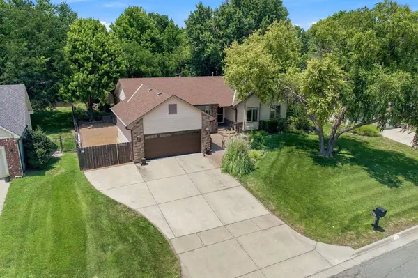 121 S Parkridge