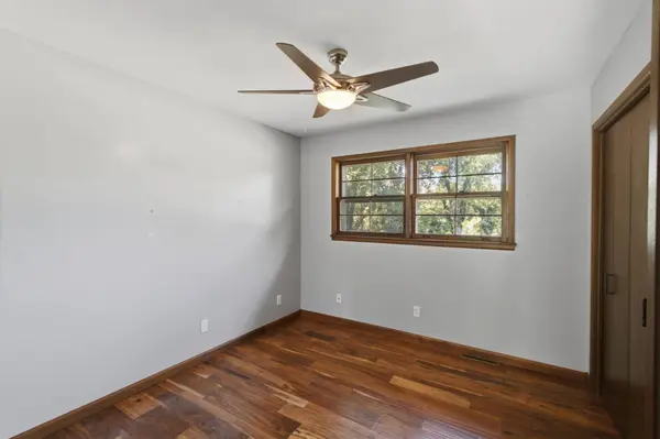 1231 S Sheridan Ave, Valley Center, KS 67147