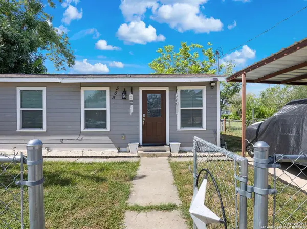 505 Avenue E, Poteet, TX 78065