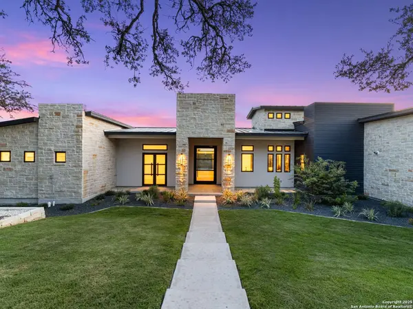 2018 ParadisePkwy, Canyon Lake, TX 78133