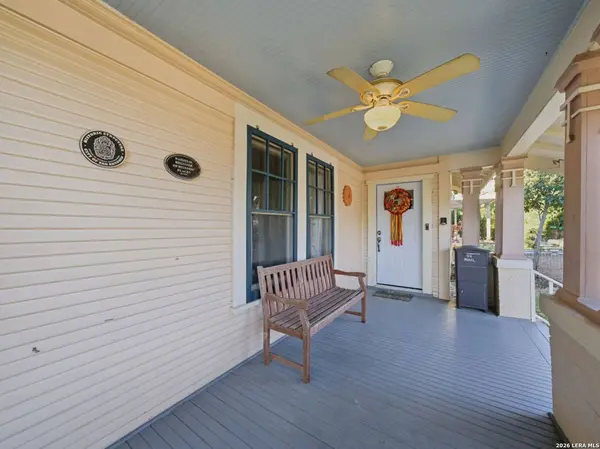 140 E French Pl, San Antonio, TX 78212