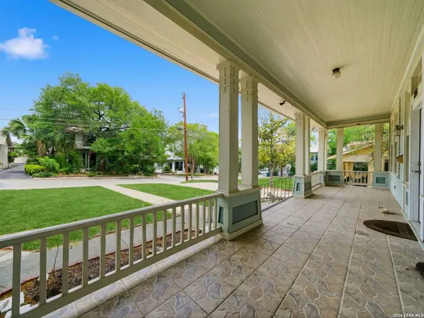 126 Kennedy Ave, Alamo Heights, TX 78209